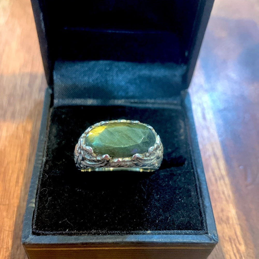Bali labradorite sterling silver east west design ring with detail 4.73 CT’s
